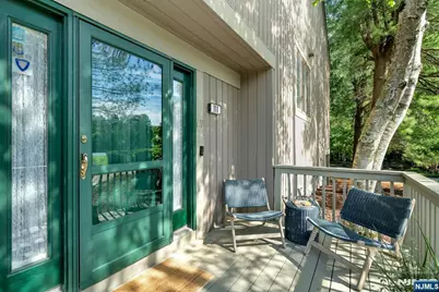 111 Storms Drive, Mahwah, NJ 07430 - Photo 3