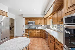 16 Pinecrest Dr, Woodcliff Lake, NJ 07677 - Photo 13
