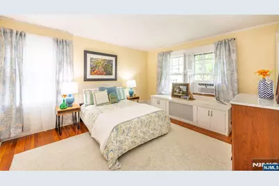 33 Prescott Avenue, Montclair, NJ 07042 - Photo 11