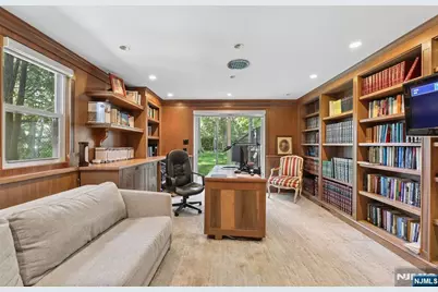 384 Rutland Avenue, Teaneck Township, NJ 07666 - Photo 21