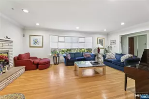384 Rutland Ave, Teaneck Township, NJ 07666 - Photo 5