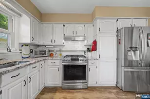 714 5th St, Carlstadt, NJ 07072 - Photo 11
