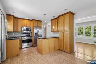 251 Main St, East Rutherford, NJ 07073 - Photo 5