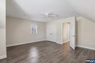 251 Main St, East Rutherford, NJ 07073 - Photo 15