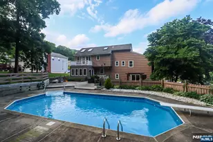 19 McKinley Dr, Rockaway, NJ 07866 - Photo 3