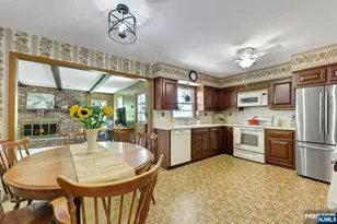 123 Chapel Rd, Mahwah, NJ 07430 - Photo 3