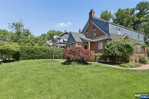 1474 Windsor Rd, Teaneck Township, NJ 07666 - Photo 41