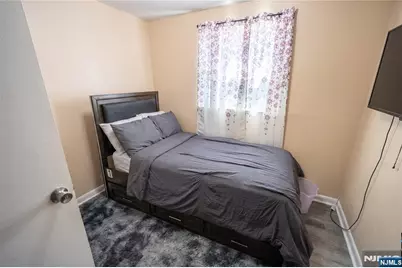 42 Telford Street, East Orange, NJ 07018 - Photo 13