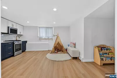 3 Prospect Avenue, Cliffside Park, NJ 07010 - Photo 3