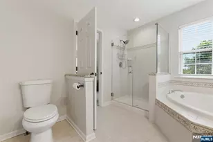 28 Mountainside Dr, Pompton Lakes, NJ 07442 - Photo 27