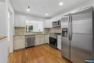1415 Teresa Dr 8212, Fort Lee, NJ 07024 - Photo 13