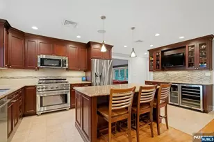 195 Overlook Pl, Mahwah, NJ 07430 - Photo 7