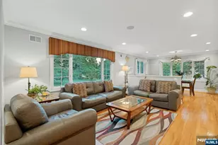 195 Overlook Pl, Mahwah, NJ 07430 - Photo 5