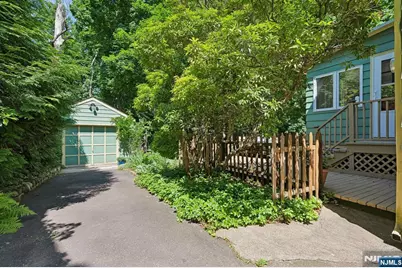 31 Macopin Avenue, Montclair, NJ 07043 - Photo 27