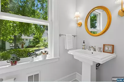 31 Macopin Avenue, Montclair, NJ 07043 - Photo 11