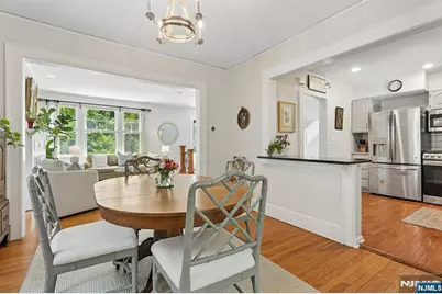 31 Macopin Avenue, Montclair, NJ 07043 - Photo 5