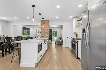 82 Vreeland Avenue, Nutley, NJ 07110 - Photo 11
