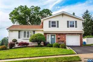 14 Stirling Ln, Wayne, NJ 07470 - Photo 21