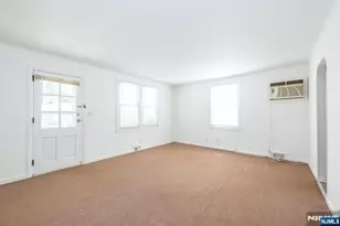 67 Stuyvesant Ct, Clifton, NJ 07013 - Photo 15