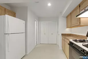 6 Collura Ln, Clifton, NJ 07012 - Photo 7