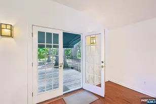437 Summit St, Ridgewood, NJ 07450 - Photo 9