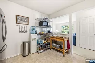 6 Markham Circle 6, Englewood, NJ 07631 - Photo 15
