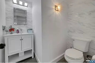 34 Cloverhill Place, Montclair, NJ 07042 - Photo 13