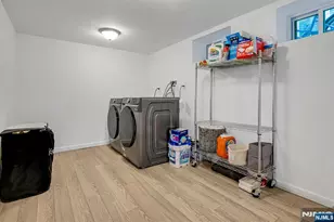 34 Cloverhill Pl, Montclair, NJ 07042 - Photo 25