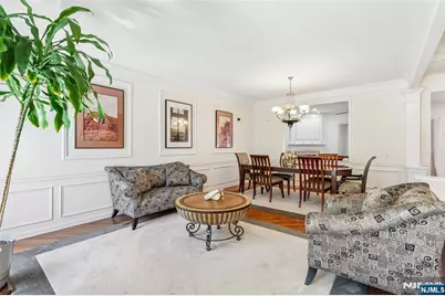 5 Scarlet Oak Lane, Paramus, NJ 07652 - Photo 13