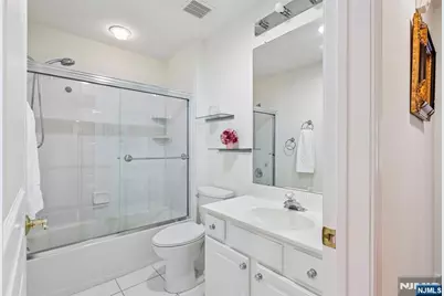 5 Scarlet Oak Lane, Paramus, NJ 07652 - Photo 35