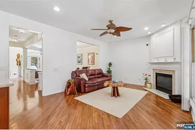 5 Scarlet Oak Lane, Paramus, NJ 07652 - Photo 23