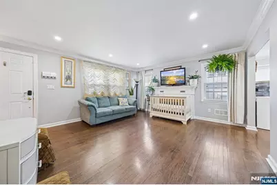 36 Woodside Avenue, Hawthorne, NJ 07506 - Photo 5