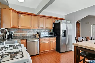 85 Edison Street, Clifton, NJ 07013 - Photo 9