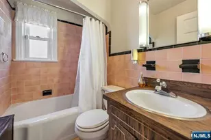 65 Harding Ave, Totowa, NJ 07512 - Photo 17