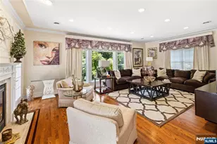 525 Kings Point Trail, Franklin Lakes, NJ 07417 - Photo 9