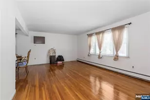 164 Page St, Elmwood Park, NJ 07407 - Photo 19
