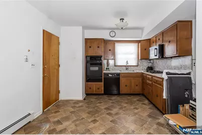 164 Page Street, Elmwood Park, NJ 07407 - Photo 21
