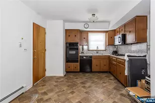 164 Page St, Elmwood Park, NJ 07407 - Photo 21