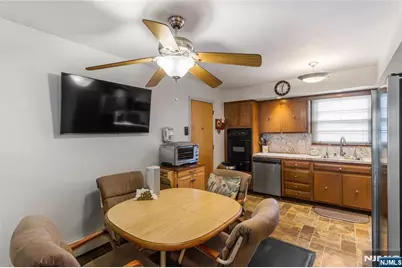 164 Page Street, Elmwood Park, NJ 07407 - Photo 9