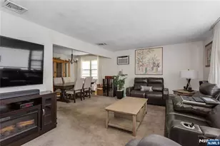 164 Page St, Elmwood Park, NJ 07407 - Photo 5