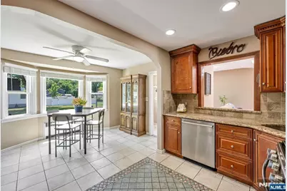 109 Greenwood Avenue, Pequannock Township, NJ 07440 - Photo 11