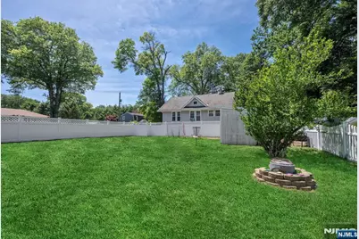 109 Greenwood Avenue, Pequannock Township, NJ 07440 - Photo 35