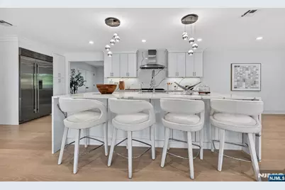 22 Glen Carl Road, Upper Saddle River, NJ 07458 - Photo 15