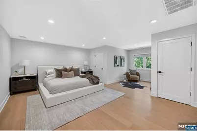 22 Glen Carl Road, Upper Saddle River, NJ 07458 - Photo 21