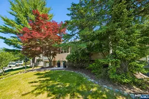 74 Minnehaha, Oakland, NJ 07436 - Photo 3