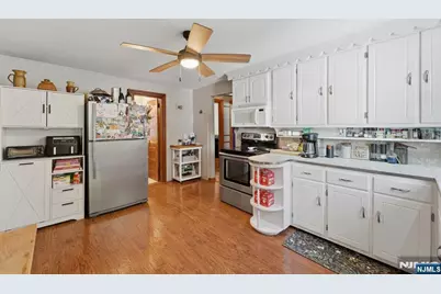 14 Birchwood Pass, West Milford, NJ 07480 - Photo 11