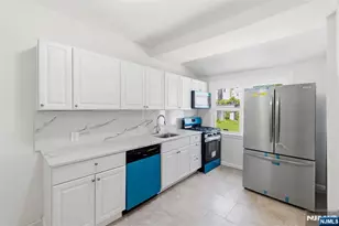 35 Grand Ave, Newark, NJ 07106 - Photo 9