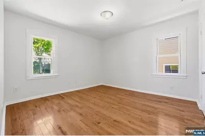 35 Grand Avenue, Newark, NJ 07106 - Photo 11