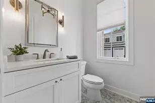 22 Gabriel Ct 22, Paramus, NJ 07652 - Photo 13