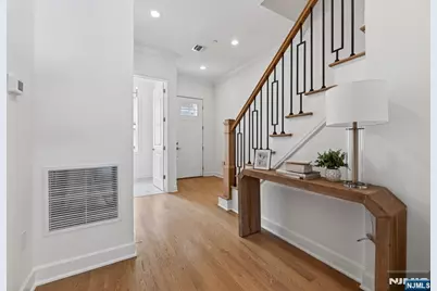 22 Gabriel Court 22 #22, Paramus, NJ 07652 - Photo 3